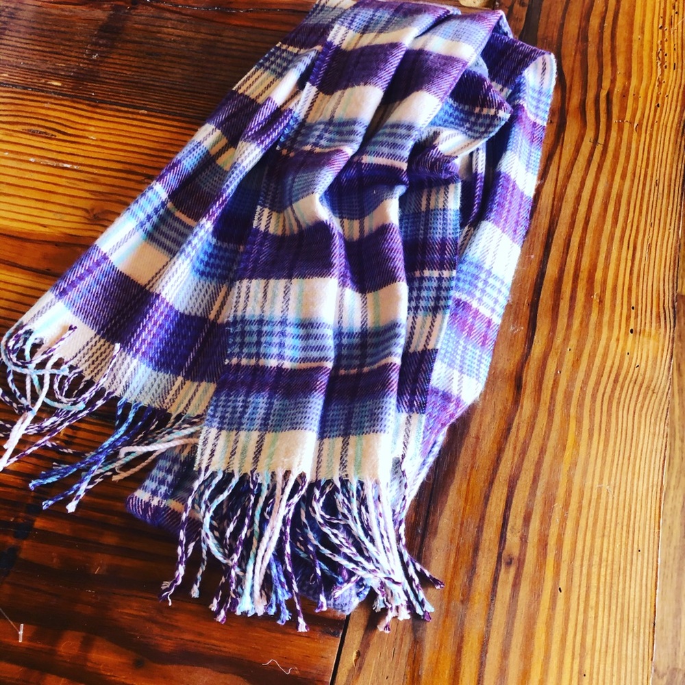 Plaid scarf
